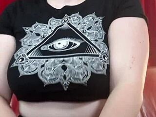 worship short haired feet and booty jane judge in yoga pov