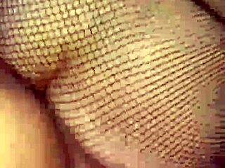 latina policewoman in halloween uniform cums quickly during amateur action