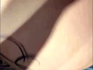 Young girl shakes huge ass to DJ Henrique's beat