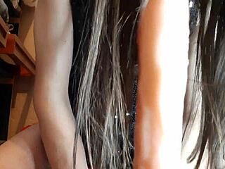 i tease my latina pussy with huge toy