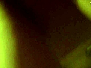 Girlfriend Fucks Big Cucumber in Wild Homemade Action