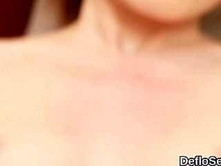 passionate nympho fingers herself close up to wild orgasm in bed