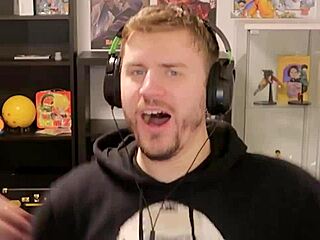 I followed the furry to the back alley for uncensored hentai action