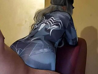 Jovencita in Spiderman Cosplay Craves a Hard Cock for Her Tight Pussy