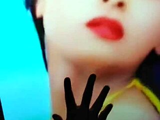 Watch these naughty indian actresses banging in bikinis!