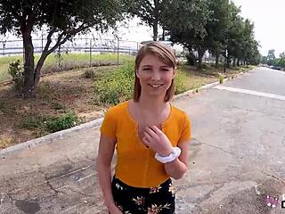 Ginger grey teen 18+ public mein twerk karti hai aur suck karti hai!