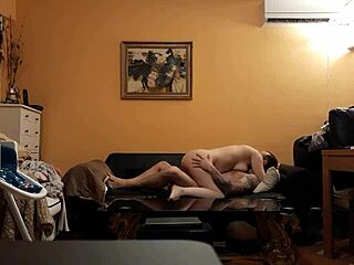 Man, I Can't Believe This Hot Pawg Homemade Fuck! It's So Rough, I'm Losin' It!