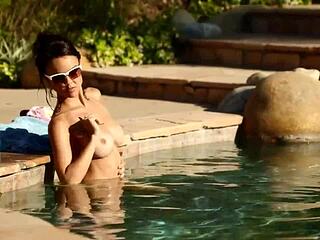 Slippery When Wet Glamour Dream Girl Session