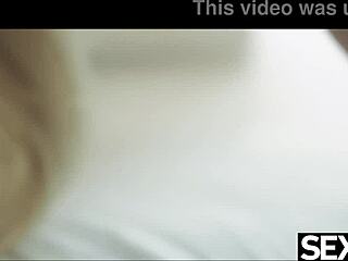 Lesbian Date Turns Into Hot Pussy Licking at Lunch