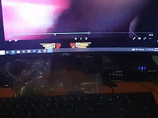 Where does this horny girl cum?