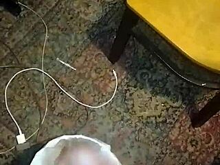 Where does this horny girl cum?