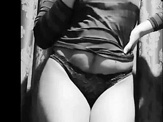 i'm loulish0313, a sexy pinay milf dancing seductively for you all night long