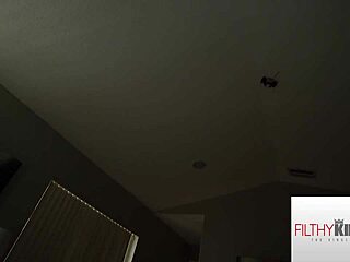 Step-sis slips into bed for raw cock action