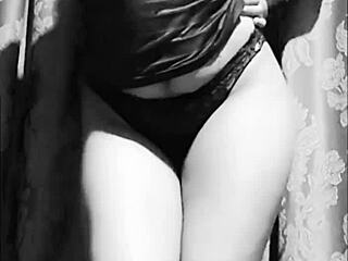 i'm loulish0313, a sexy pinay milf dancing seductively for you all night long