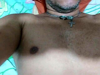 I came on his chest in our gay encounter 😈