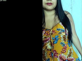 A New Session With Sol, She Lets Us See Under Her Dress. Do You Want This To Get Hotter?