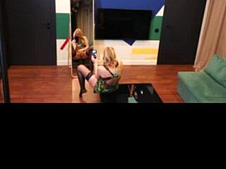 Oh wow, kinky selfies lead to masturbation!