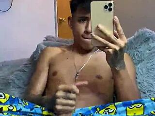 joven dotado fucks hard with big cock and cums a lot