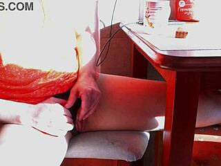 Look at this beauty masturbating at dawn over coffee!