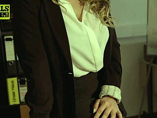 Milf Lily Veroni Dominated Roughly By Pascal White!