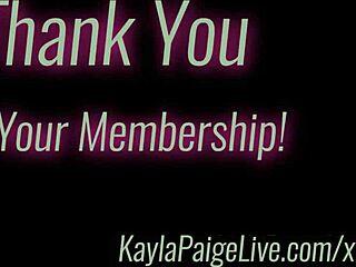 kayla paige creams her shaved cunt with vibrator?