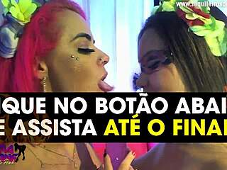 Debora Fantine performs live sexy lesbian show