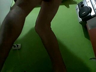 Hey, wanna see me take it like a pro?