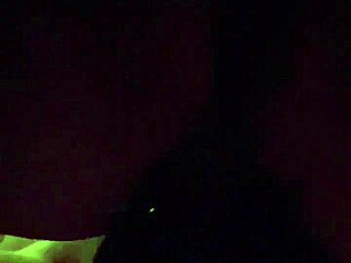 snowbunny with big ass and shaved pussy