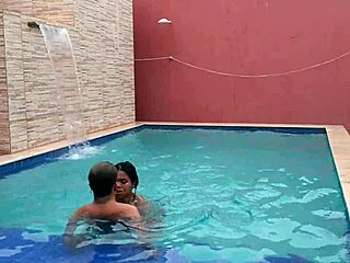 Teen Flakael Blows Cock Outdoors Publicly