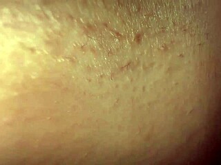 i’m obsessed with worshipping her arm and armpit up close while talking dirty!