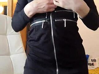 Is The Webmodel Having Fun With Toys And Dildo On Webcam Alone?