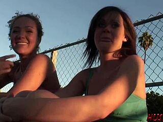 Aurora And Jessica Eat Pussy Expertly