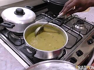 american fat bbw chatting about her curves