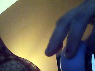 Leftyxlucci, a fat BBW babe, passionately fucks her wet pussy with intense masturbation techniques.