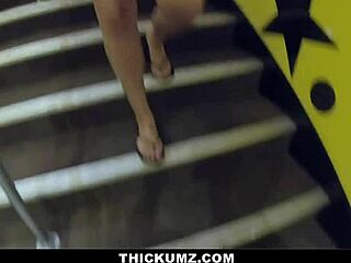 Hey, thick ass blonde, wanna fuck again in this hotel room? Tell me!