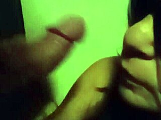 want to see this chubby mature lady give a christmas blowjob?