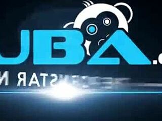 Oh, this japanese maid is so horny in the bathroom!