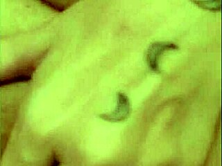 हॉर्नी ब्लोंड मिल्फ ने यंग लंड को राइड लिया