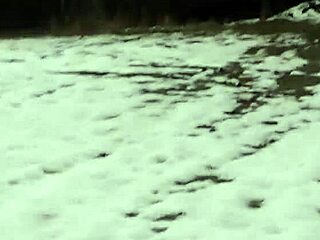 i risked it and got a blowjob from a stranger outdoors