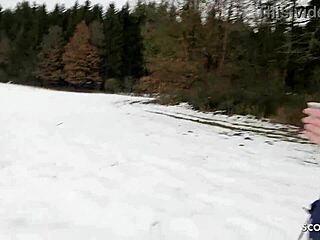 i risked it and got a blowjob from a stranger outdoors