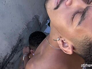 I had a long edging sesson with a cummy end