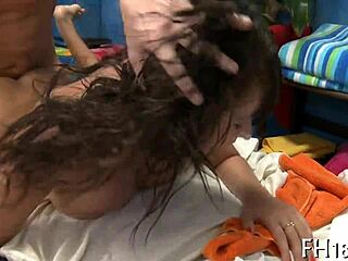 Relaxing massage session turns into sensual touch