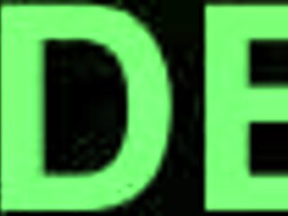 girlfriend masturbates at home