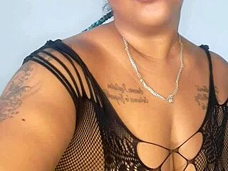 मैंने छुआ और जूस निकाले, बहुत हॉट!