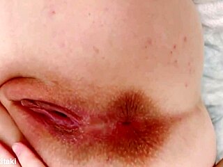 hey, check out this girl masturbating solo! 😏