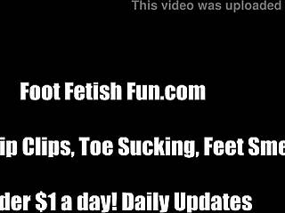 You Can't Keep Your Eyes Off My Cute Little 18+ Feet!