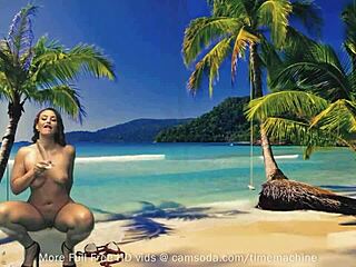 i watch this curvy amateur teen fuck herself with a glass dildo on camsoda