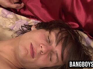 twinks licking balls while taking hard dick inside