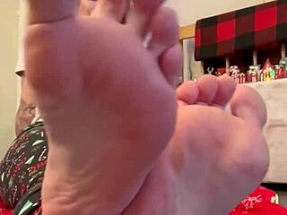 Christmas Goddess Gwen Full HD Video Experience