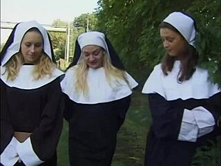 Teen With Small Tits Loves Fucking Strangers Outdoors!